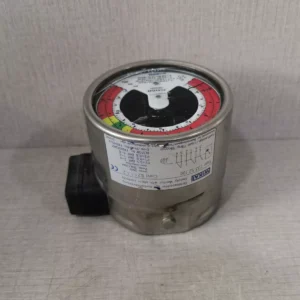 USED WIKA 233.52.100 Density Monitor with Alarm Contacts 821.1.1.2 - with Broken Part