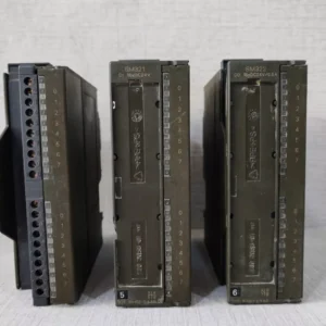 USED SIEMENS SIMATIC S7 6ES7322-1BH01-0AA0 & 6ES7321-1BH02-0AA0(2 PCS)-W/ BROKEN PART