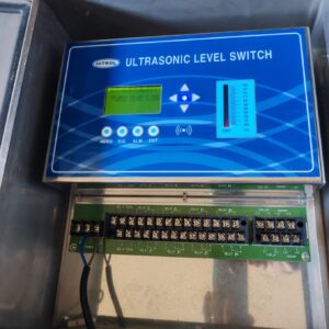 USED HITROL ULTRASONIC LEVEL SWITCH HUT-2000S AC 90 TO 240V - W/O ANY ACCS.