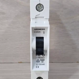 LOT 2 PCS SIEMENS 5SX2 132-7 MINIATURE CIRCUIT BREAKER - NEW OPEN BOX