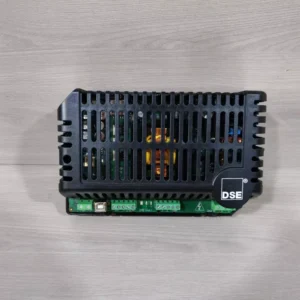 DSE 9470-007-01 Intelligent Battery Charger 12/24V - NEW W/ FILTHY BOX