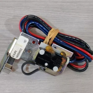 EATON CUTLER-HAMMER A1X4PK AUXILLARY SWITCH 1493D44G02- NEW WITHOUT BOX