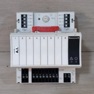 USED Honeywell XF821A Pluggable Panel Bus Analog Input Module with BASE XSU821-22