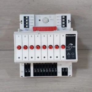 USED Honeywell XFR822A Pluggable Panel Bus Analog Output Module with BASE XSU821-22