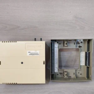 USED Honeywell W7751D 2008 Vav Controller