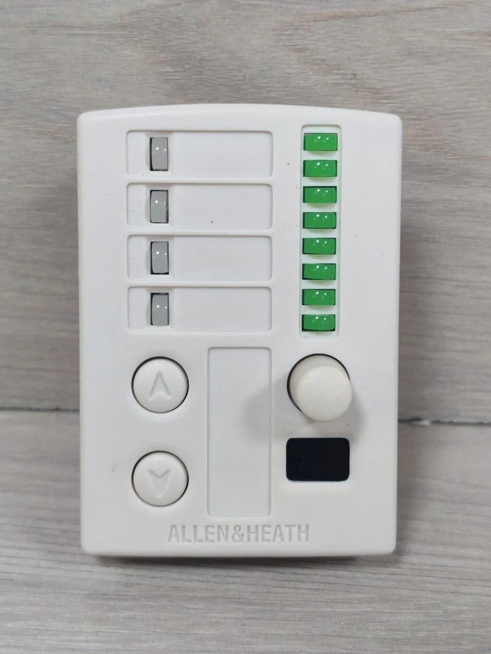 s-l1600