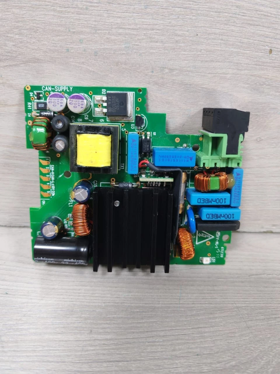 USED WIJDEVEN P091006 Rev 02.3 Printed Circuit Board - Image 2