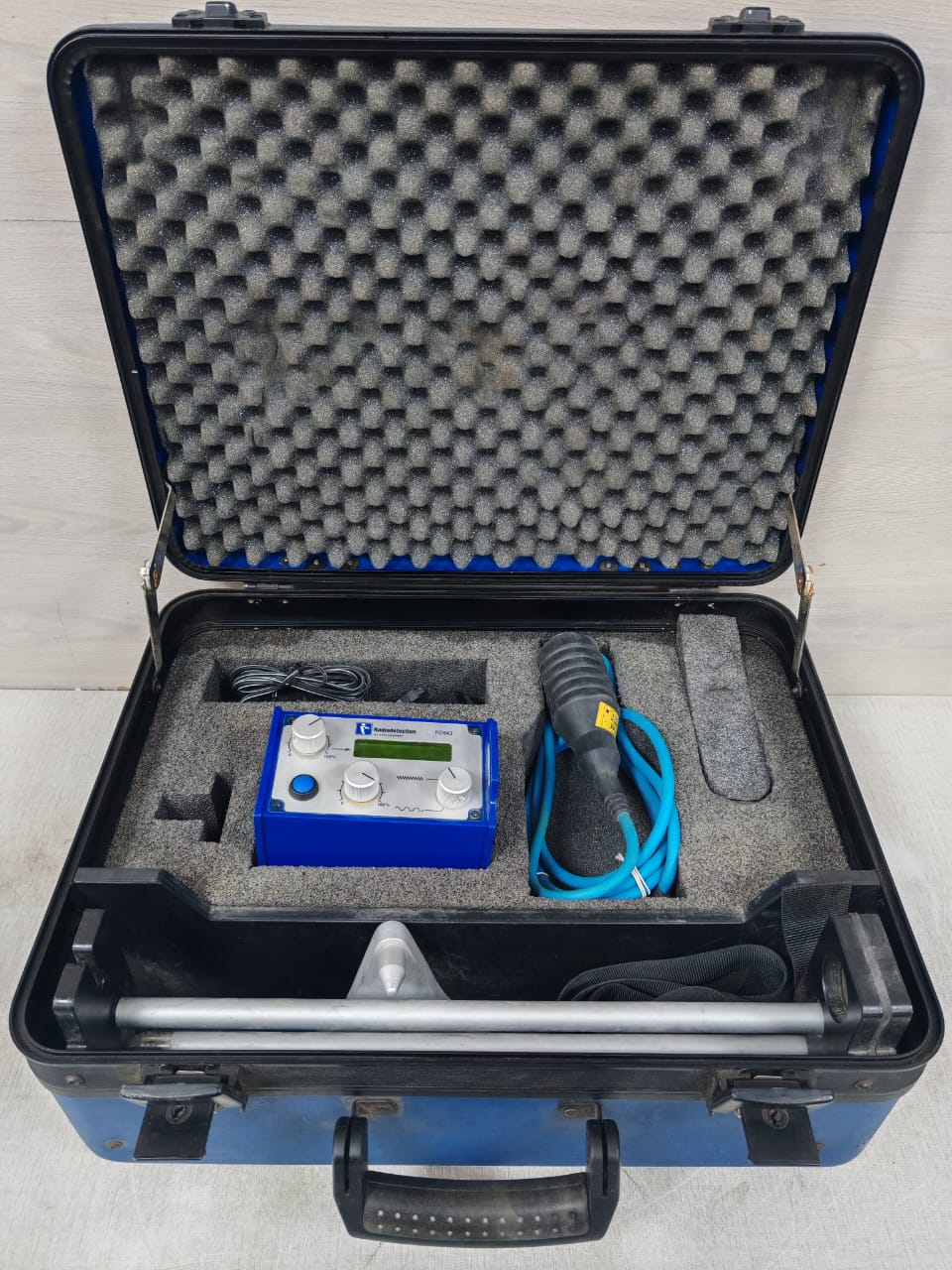 82887806-aee7-45ae-9f8b-0b5ca68ef571