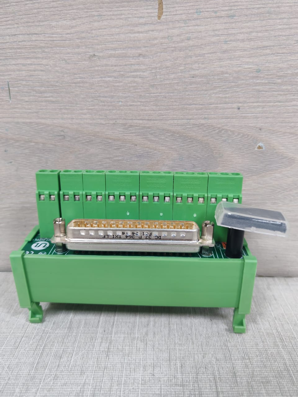 4c406c14-9ffe-4cad-baf9-41ea9254c5f0