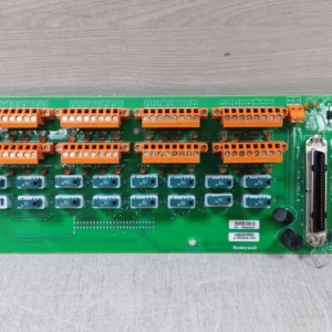 USED Honeywell MC-TD0Y22 Digital Outputs 24VDC 51204162-175