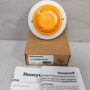 Lot 2 pcs Honeywell TC806B1076 Photoelectric Smoke Sensor / NEW OPEN BOX