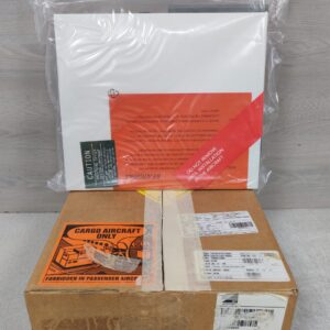 B/E AEROSPACE PNR 14C15R212170004 MFR D1379 CONTAINER TYPE I MASK 4 REF. E60757 / NEW OPEN BOX