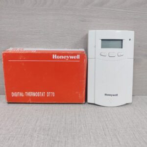 HONEYWELL DT70-F002E DIGITAL ROOM THERMOSTAT AC220V 50/60Hz / NEW OPEN BOX