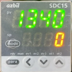 USED AZBIL SDC15 TEMPERATURE CONTROLLER - TRIED & TESTED