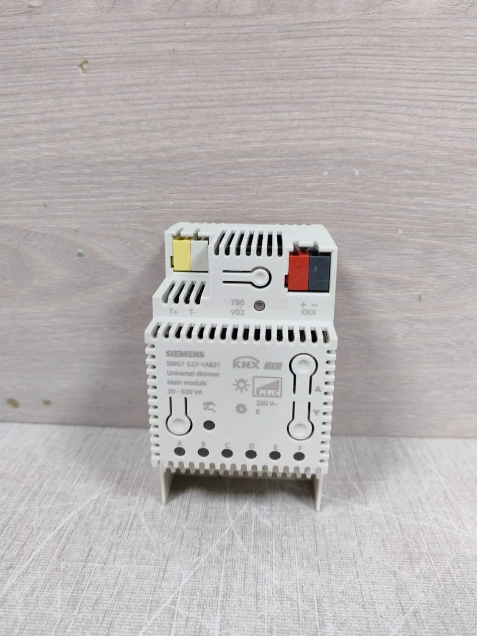 SIEMENS 5WG1 527-1AB31 GAMMA INSTABUS / NEW OPEN BOX - Image 2