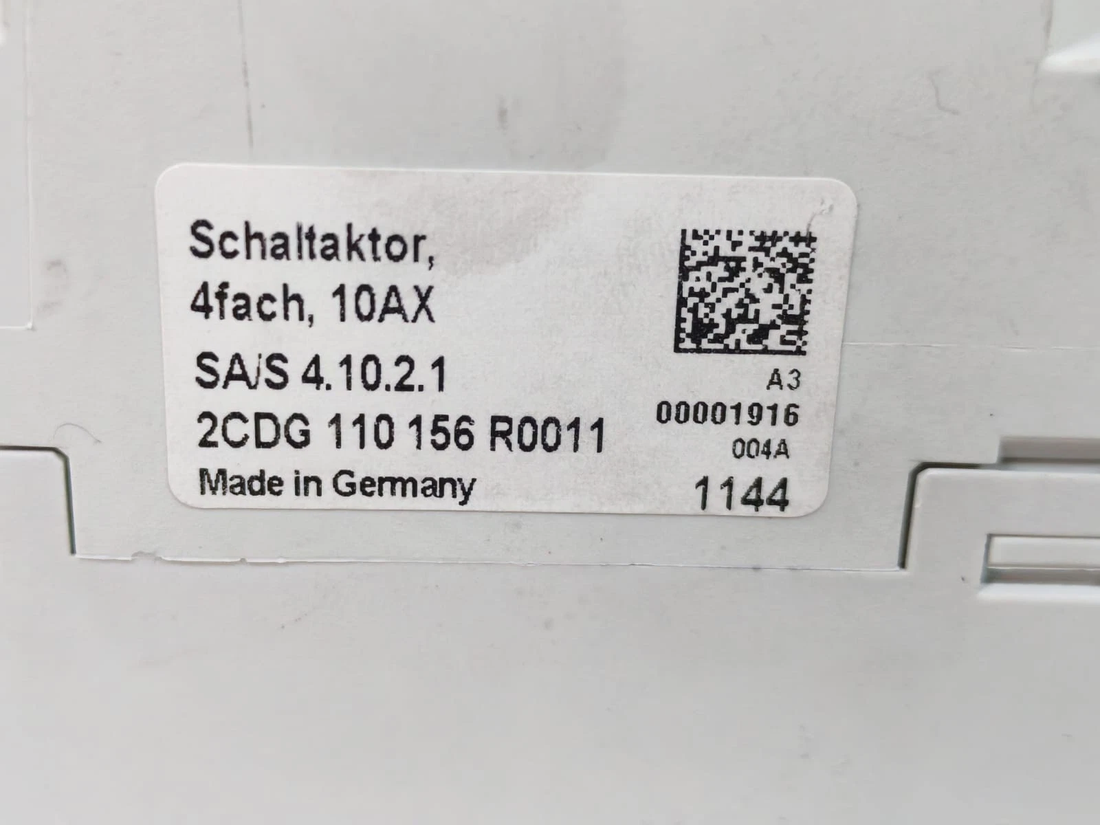 USED ABB SA/S 4.10.2.1 2CDG 110 156 R0011 SWITCH ACTUATOR- 4FOLD - Image 3
