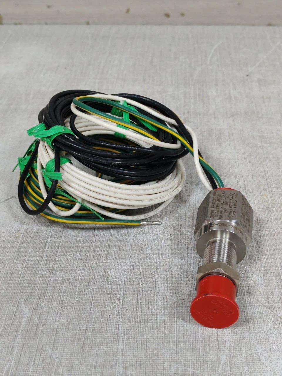 AI-TEK INSTRUMENTS 70085-1010-422 SPEED SENSOR 351A3236- P1& P101- NEW W/O BOX