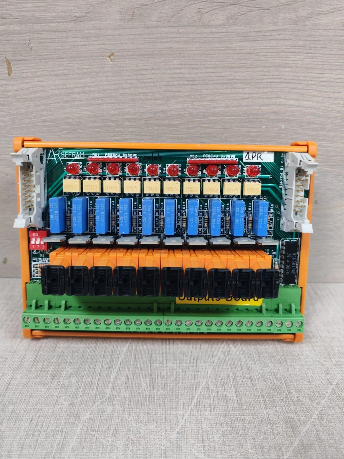 USED AR SEFRAM SFX SDRTIE AC 04/93 V1.0 OUTPUT BOARD