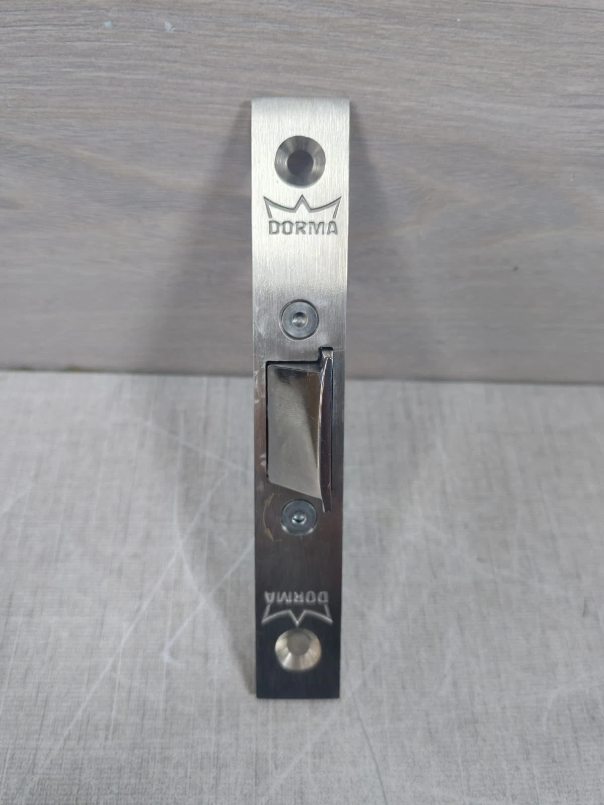 DORMA TV-Z 510 Latch Lock-New Without Box