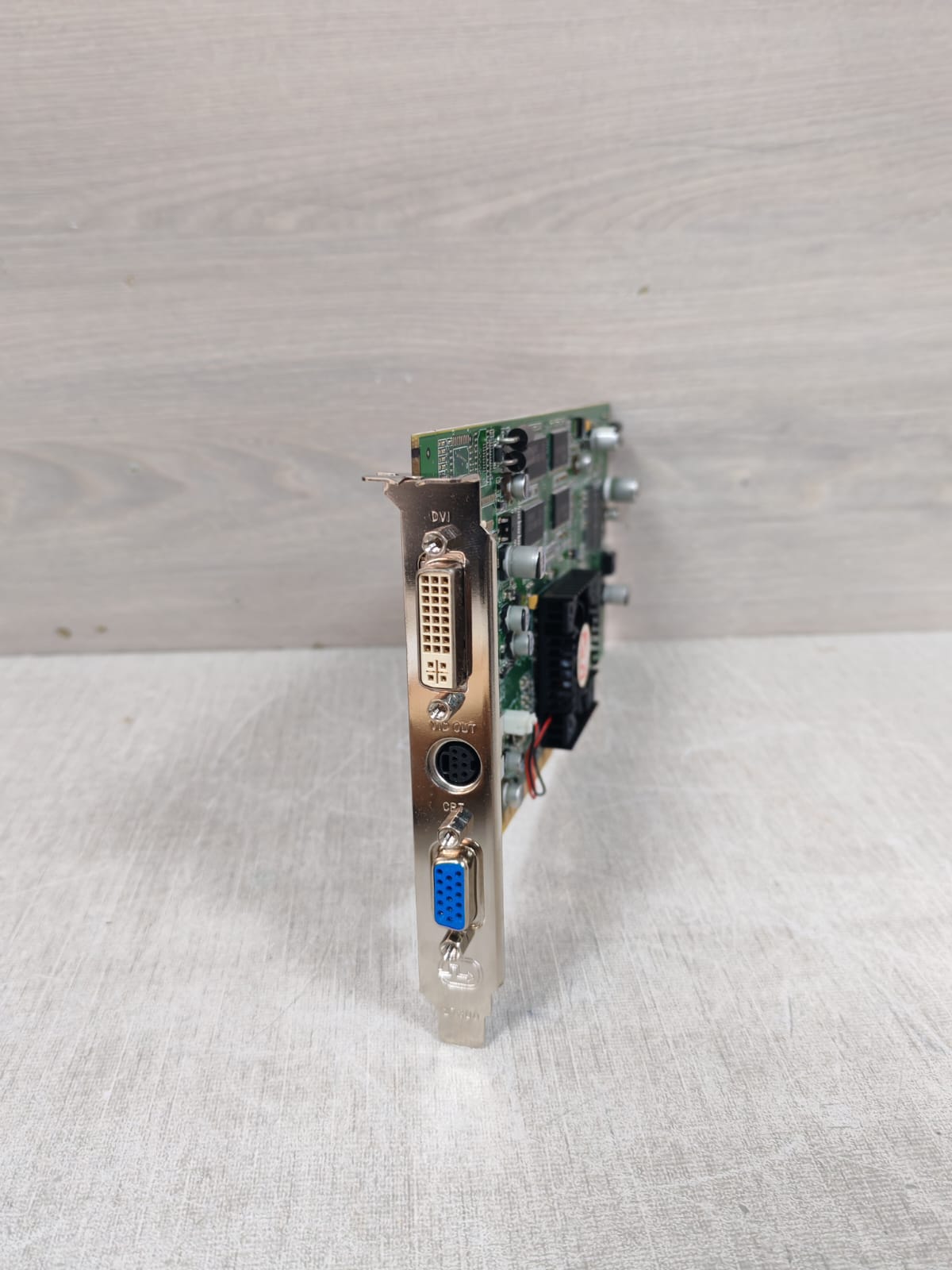 HP-30-10119-01 REV.A1 ATI RADEON 7500 PCI, 64M - NEW OPEN BOX