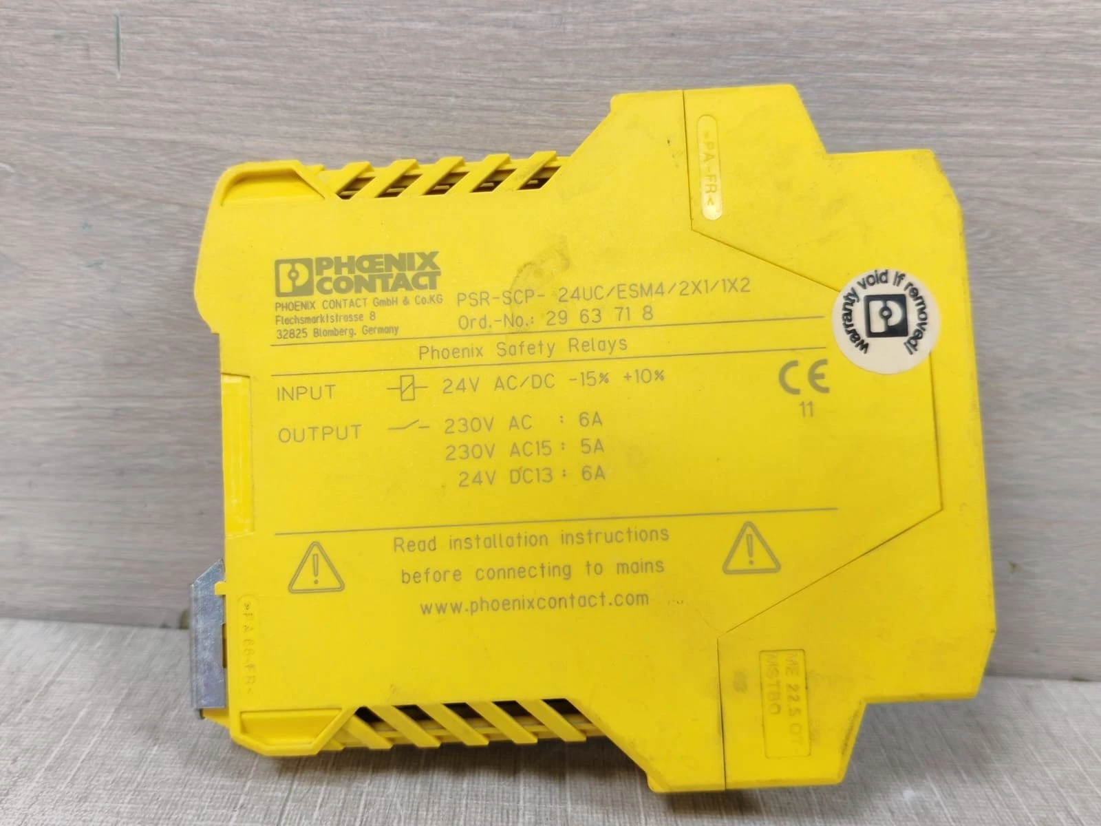 USED Phoenix Contact PSR-ESM4 Safety Relay - Image 3
