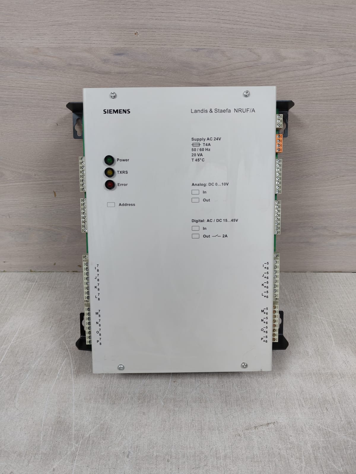 SIEMENS LANDIS & STAEFA NRUF/A CONTROLLER AC 24V / New – Open box