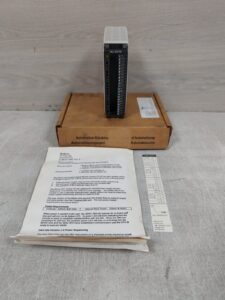 SCHNEIDER A120-COMPACT AS-BDAU-204 4 CHANNEL ANALOG OUTPUT / NEW OPEN-BOX