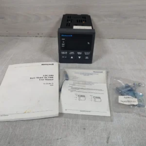HONEYWELL UDC3300 TEMPERATURE CONTROLLER 90-250VAC / New – Open box